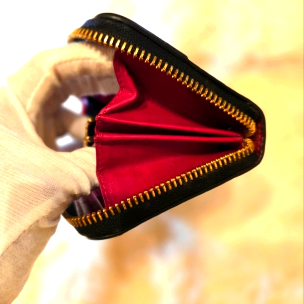 Burberry Red Textured Leather Wallet with Zip Closure - Picture 6 of 8